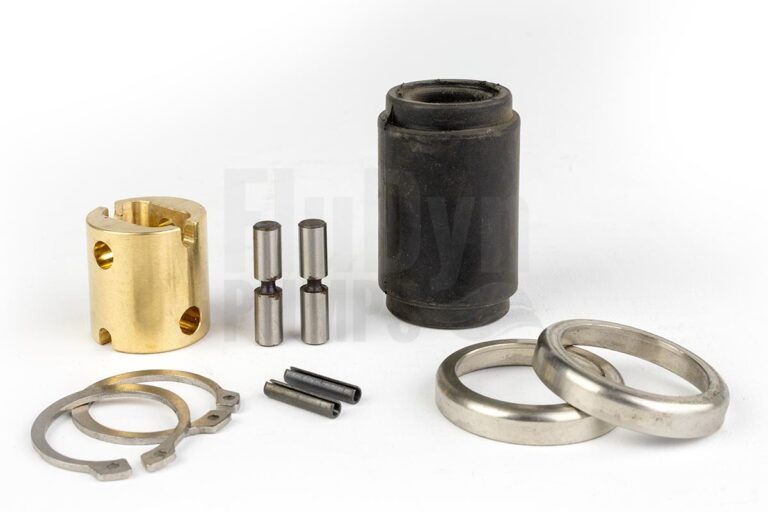 The picture shows the individual parts of a joint for Bornemann E2L 236.4 progressing cavity pumps / mono pumps. To the rear left you can see a brass-coloured joint bushing, two metal joint bolts and to the rear right a black joint sleeve. These parts stand vertically in front of the white background. In the front row you can see two horizontal circlips on the left, two black cycloidal sleeves in the middle and two joint protection sleeves on the front right.